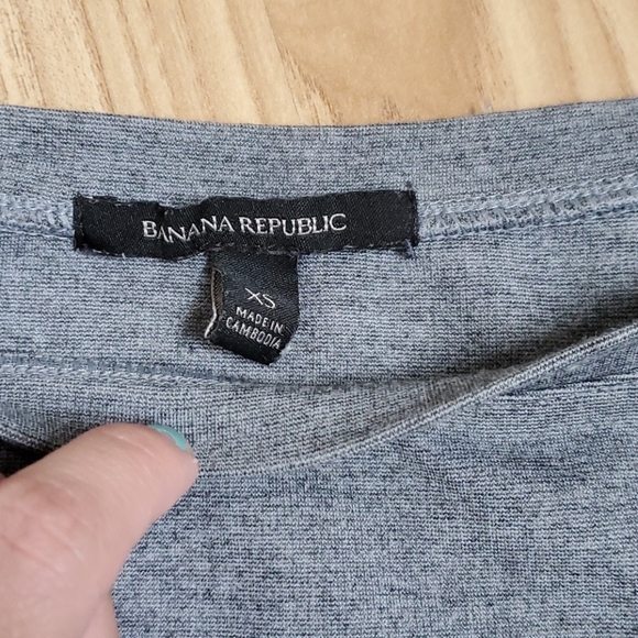 Boxy Grey Cropped Tee XS - Picture 2 of 5